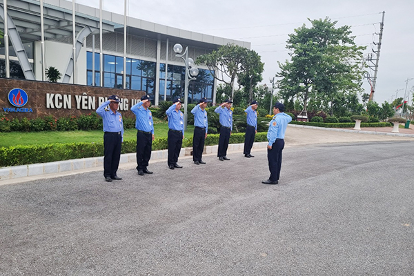 Cho Thuê Bảo Vệ Khu Công Nghiệp 2424 (1)