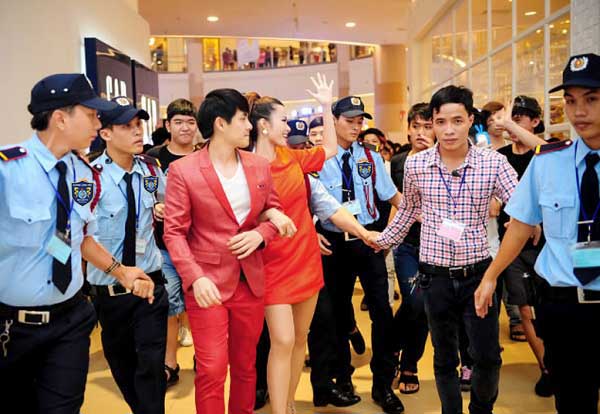 Dịch Vụ Bảo Vệ Yếu Nhân Người Nổi Tiếng